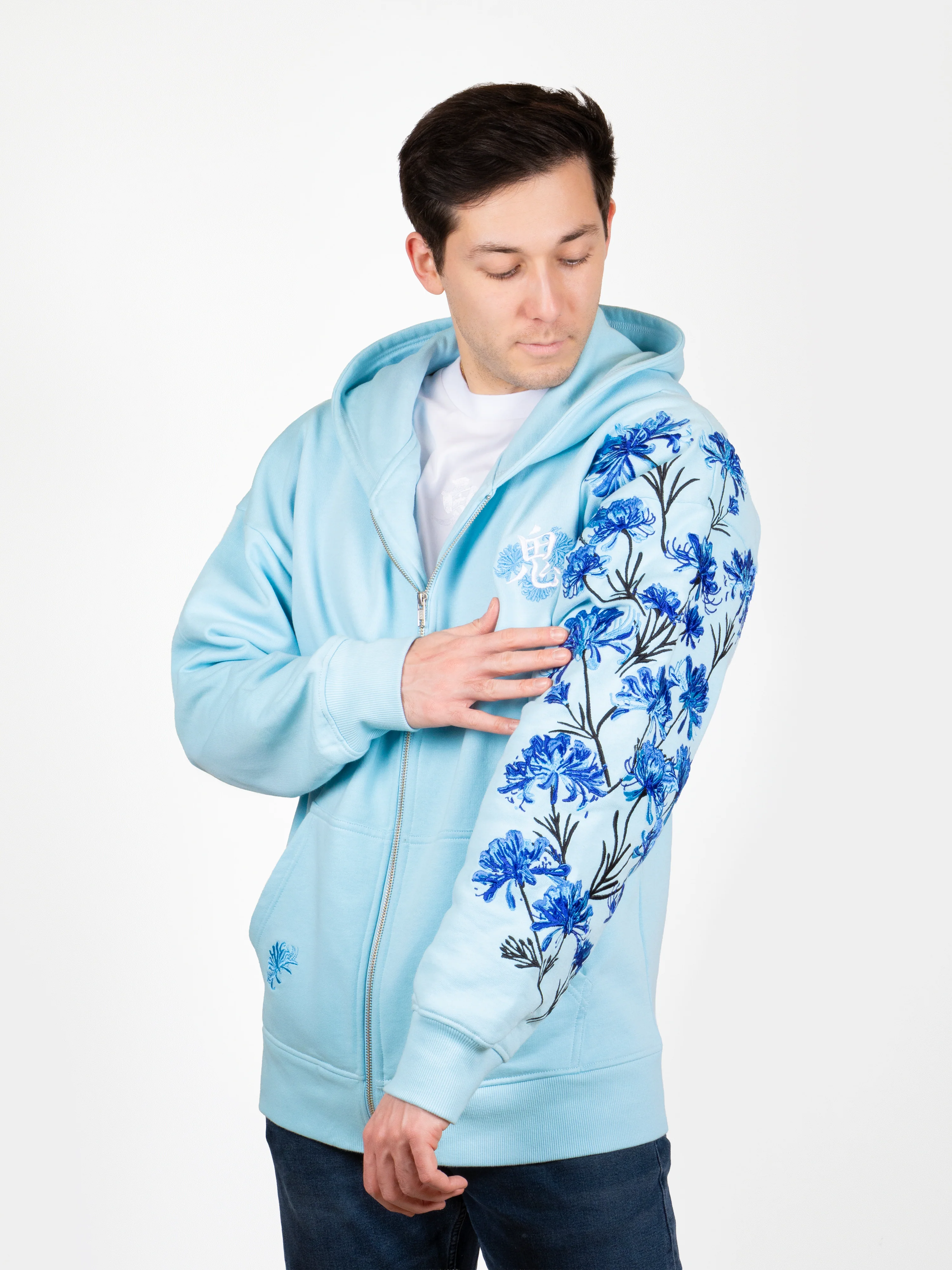 Hoodie Lycoris Bleu Zippé [CONCOURS VOYAGE AU JAPON - 2 PARTICIPATIONS] - Image 2